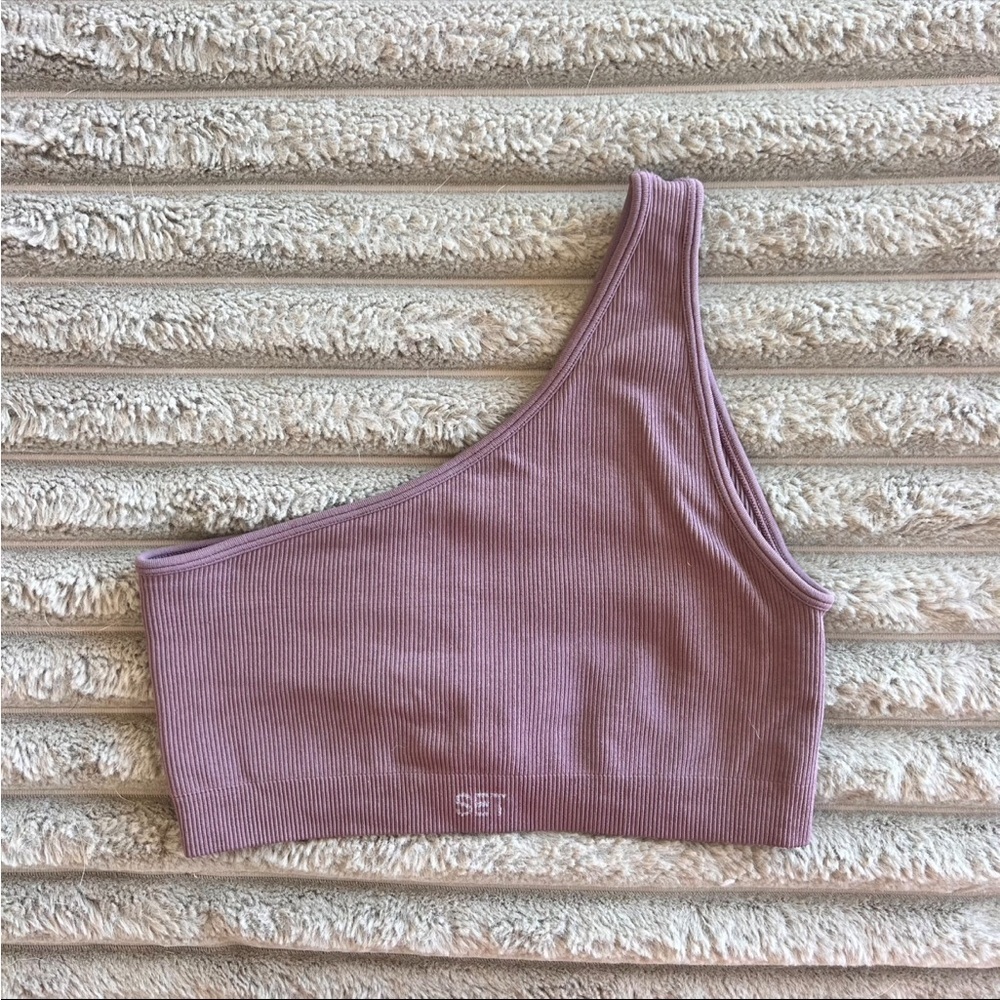 One-Shoulder Ribbed Crop Top